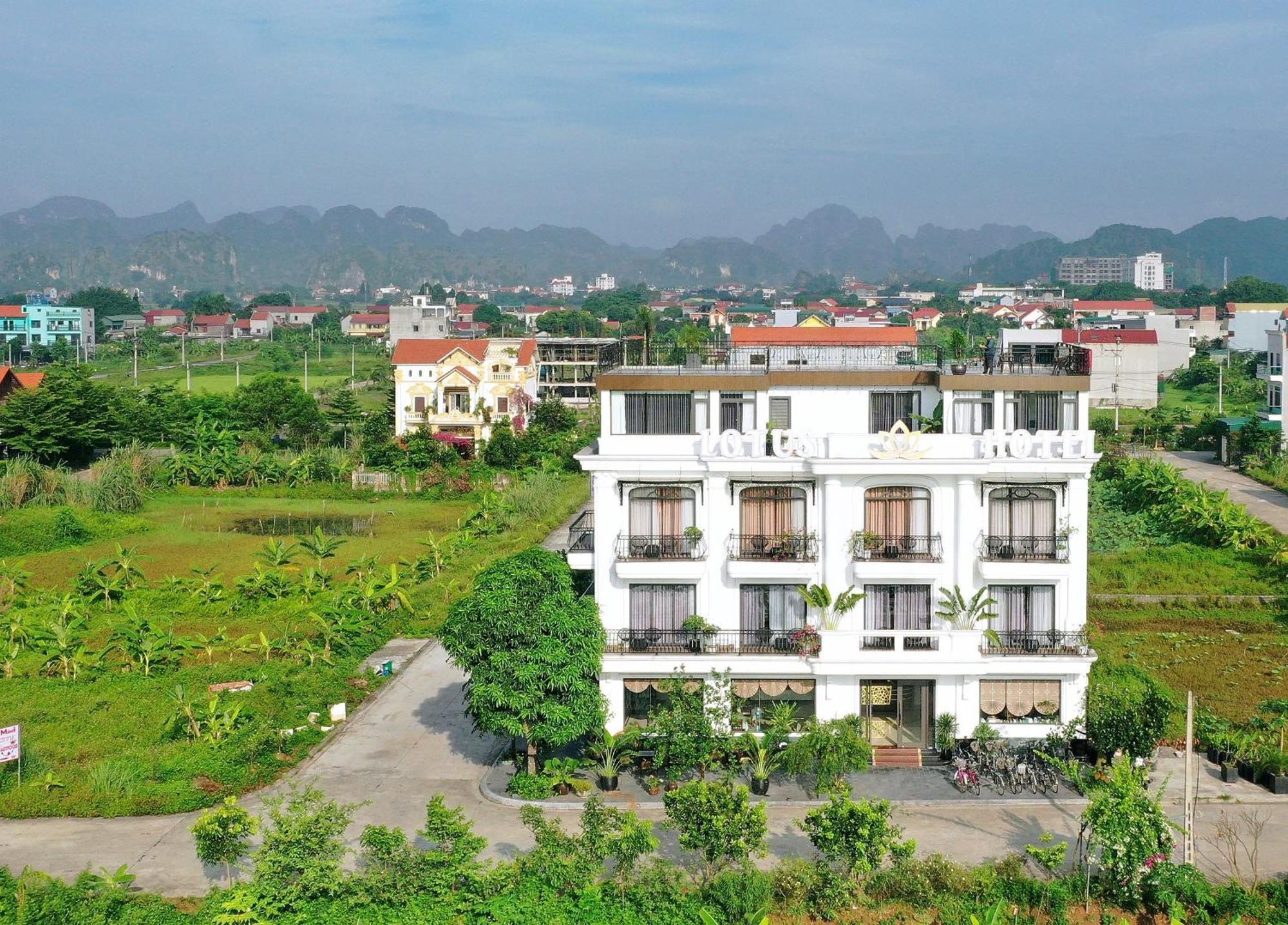 Lotus Hotel Ninh Binh Exterior foto